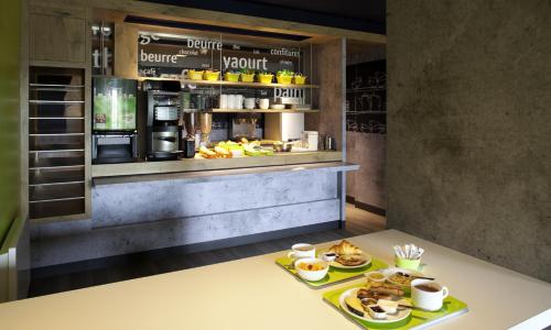 IBIS Budget Tarbes - photo 3